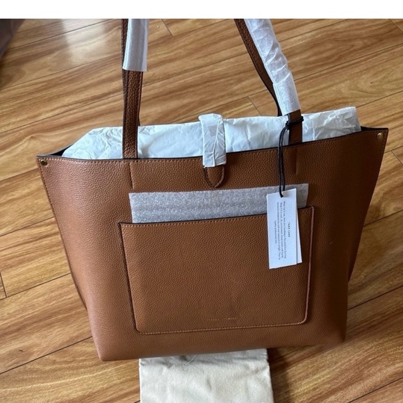 Rebecca Minkoff Handbags - NWT Rebecca minkoff Megan tote